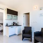 Apartman Seaside & *