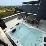 Seaside & Liznjan