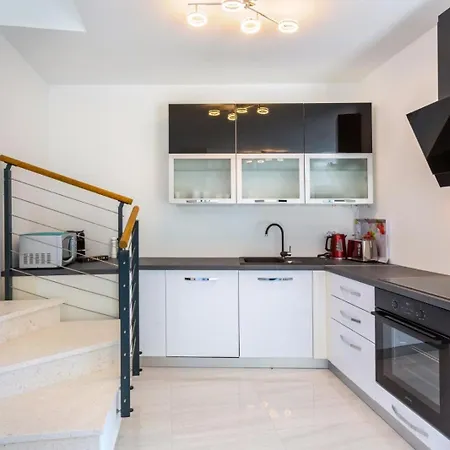 Seaside & Apartment Ližnjan