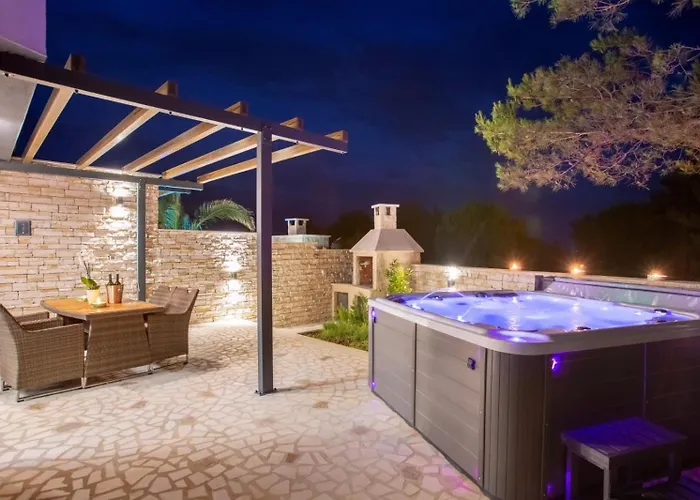 Seaside & * Ližnjan